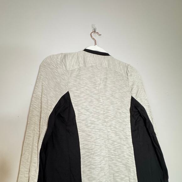 Laila Jayde Double Layered Waterfall Cardigan Black White NWT Size Small - Picture 4 of 10